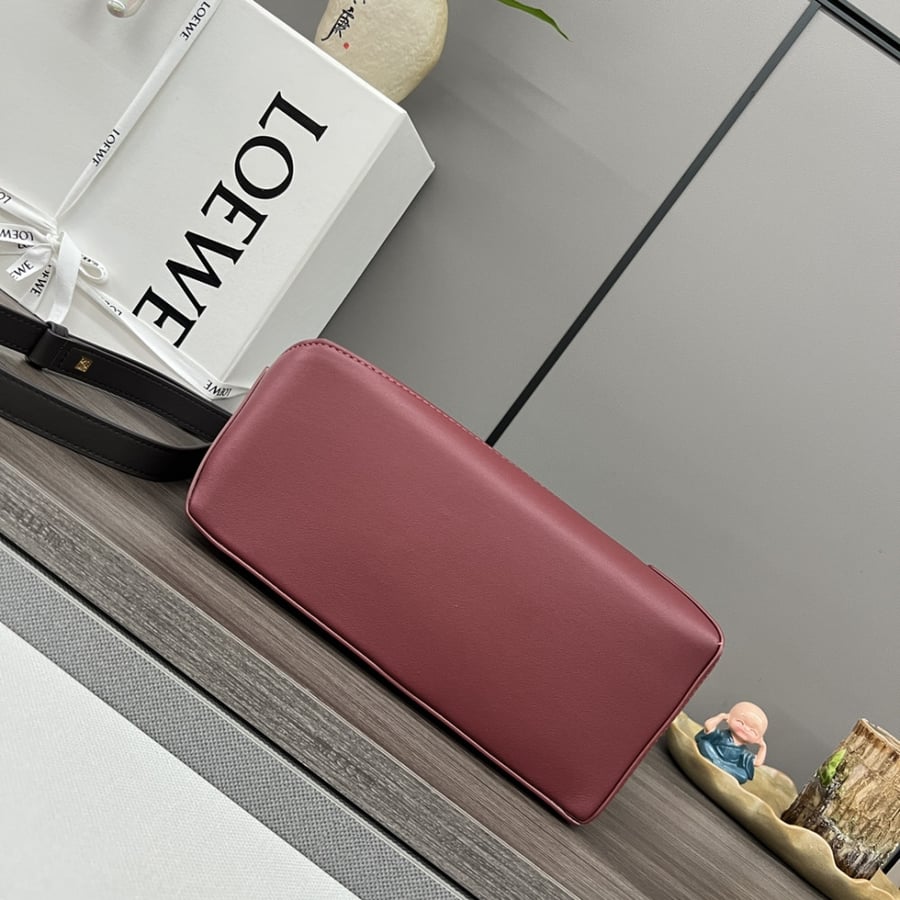 Loewe Puzzle Bag (لووي بازل باغ)