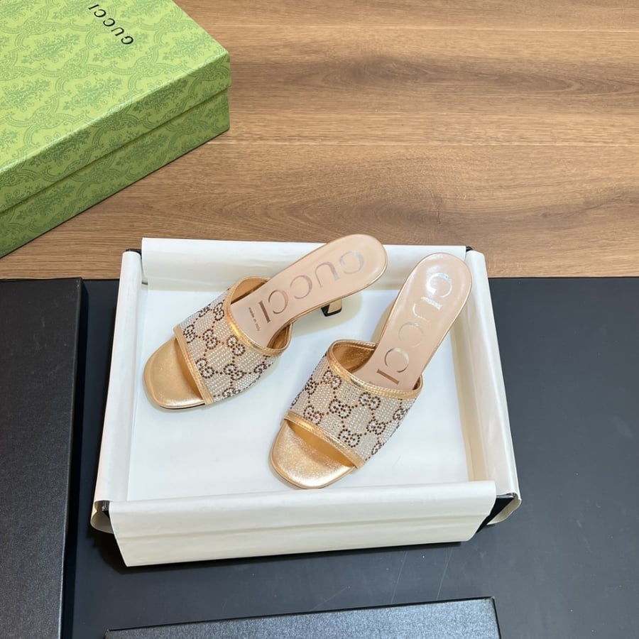 GG high heels