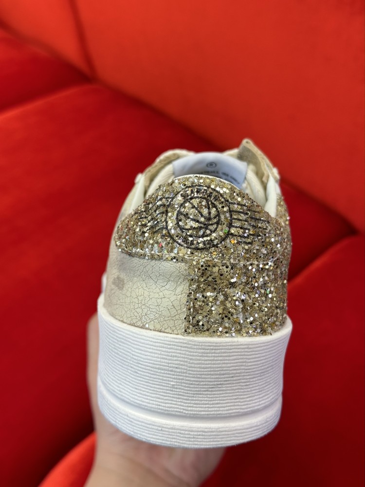 Golden goose