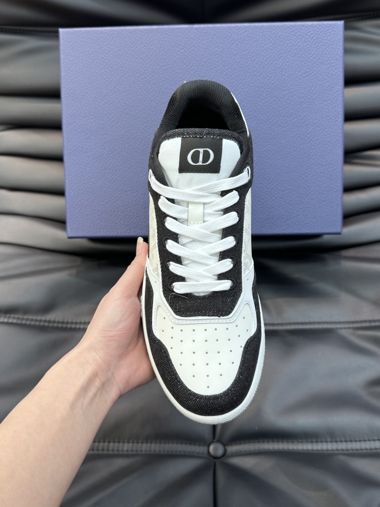 Dior Sneaker