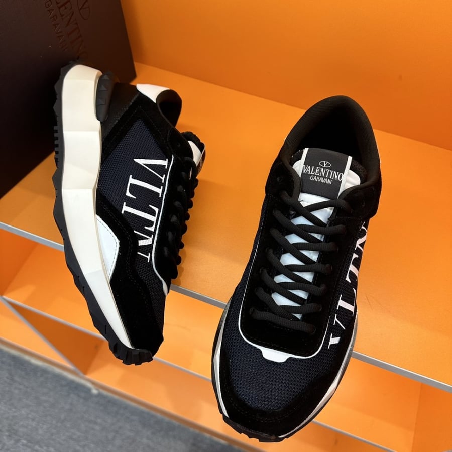 Valentino Sneakers
