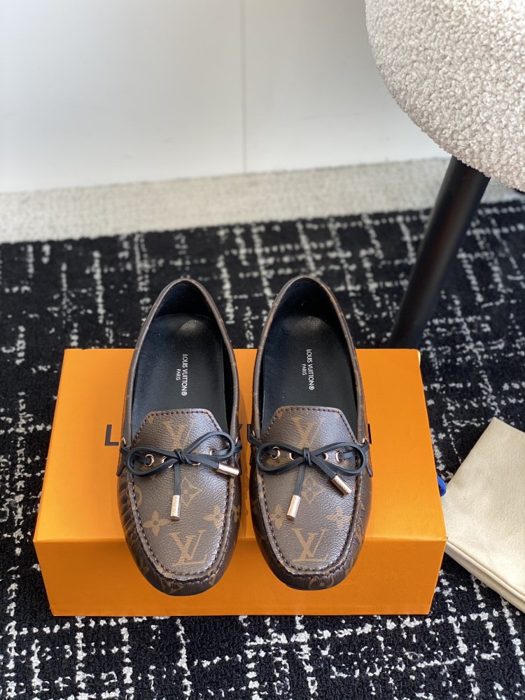 Lv loafers