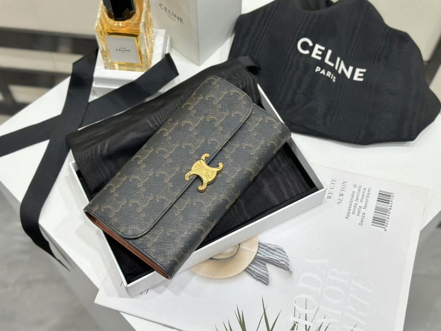 Celine Triomphe Leather Long Wallet