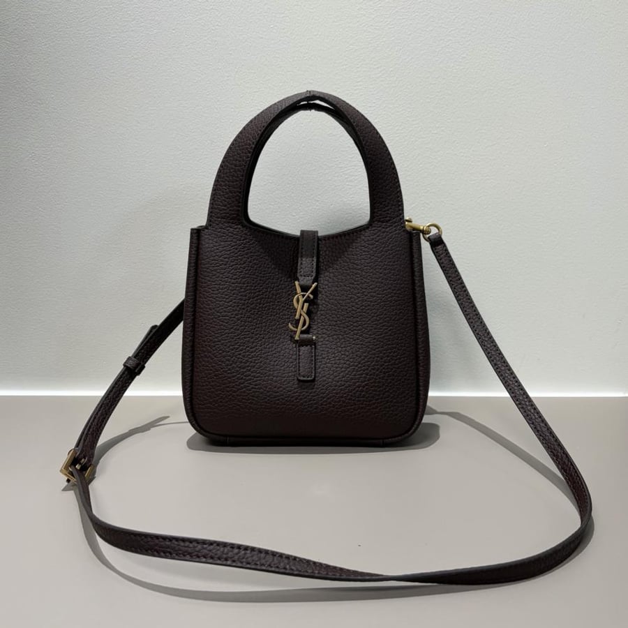Saint Laurent Le 5 à 7 Baby Bea Bag / حقيبة سان لوران لو 5 إلى 7 بيبي بي
