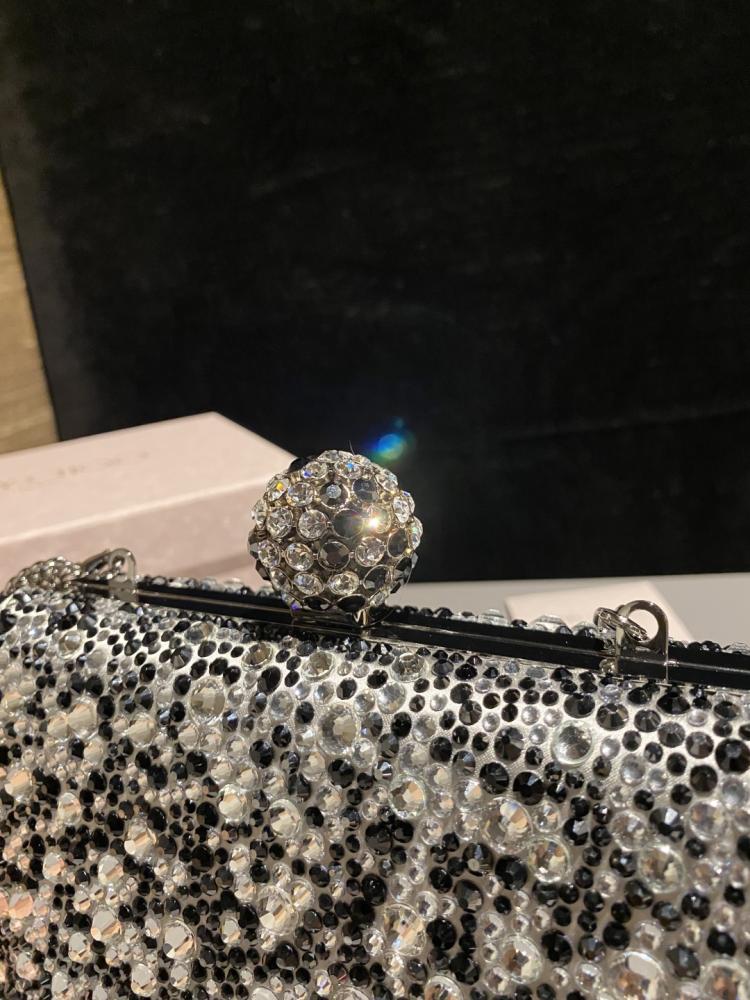 Jimmy Choo Cloud Crystal Clutch / حقيبة يد جيمي تشو كلاود كريستال