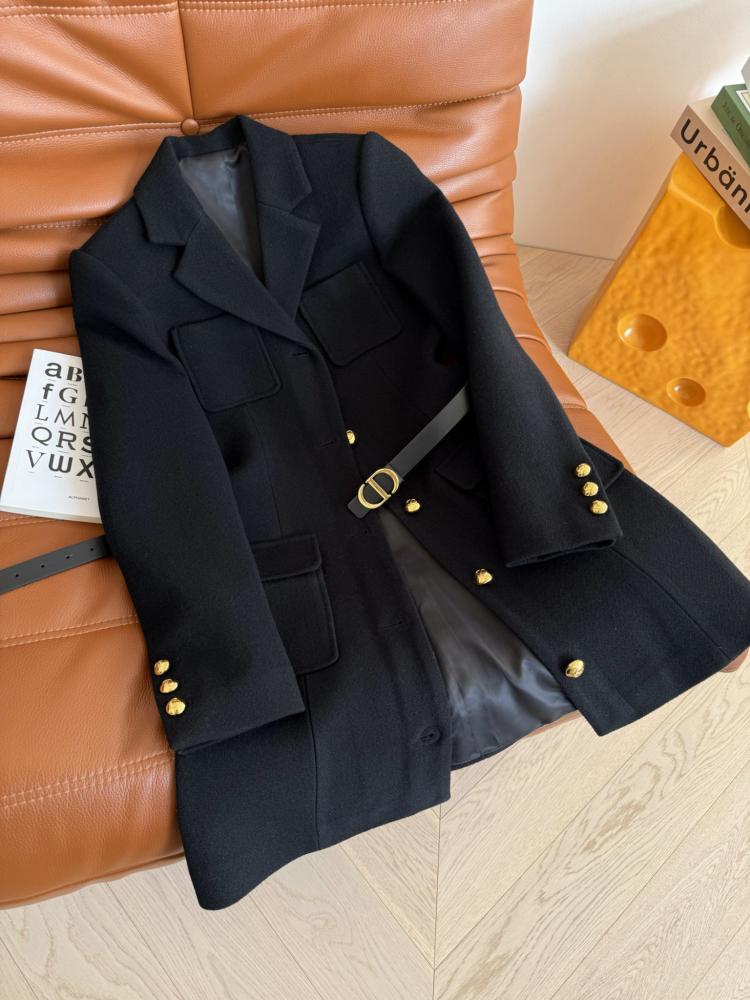 CD coat