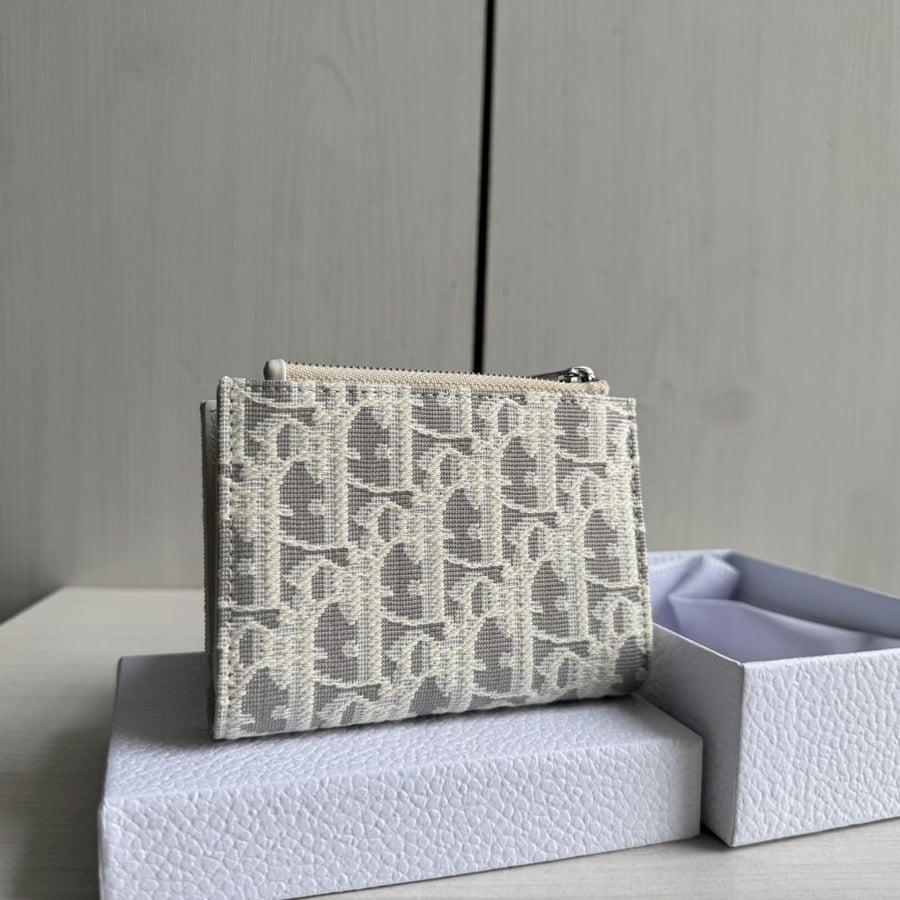 Dior Promenade Dahlia Wallet / محفظة ديور بروميناد داليا