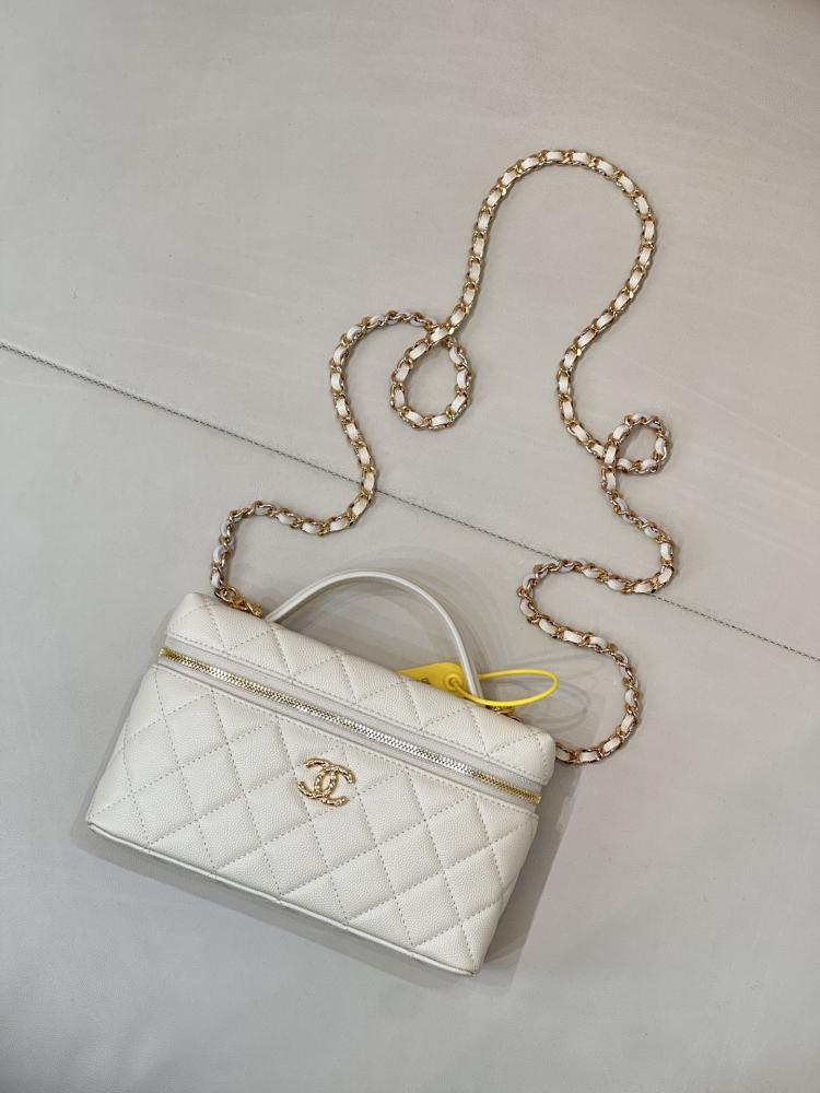 Chanel Mini flap bag 19cm