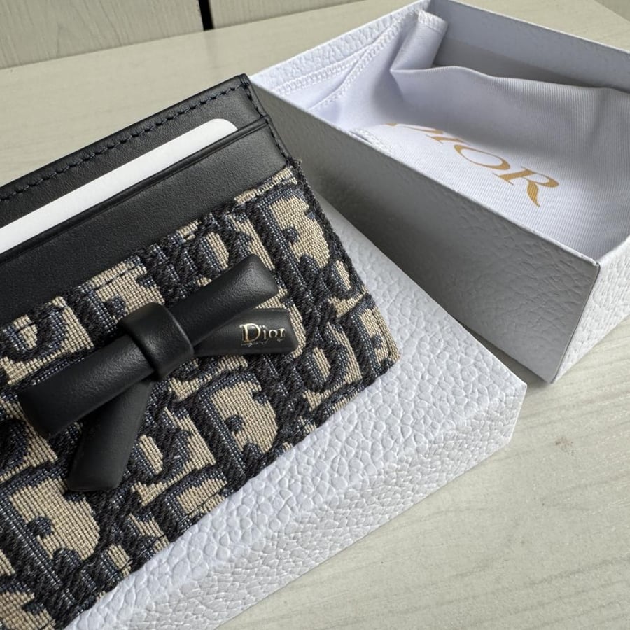Saddle Bloom Card Holder / حامل بطاقات سادل بلوم