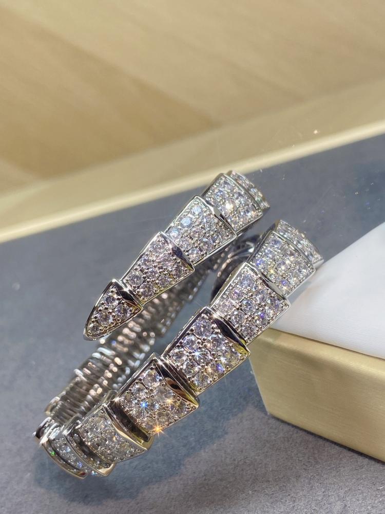 Bvlgari Serpenti Jewellery Watch / ساعة بولغاري سيربنتي