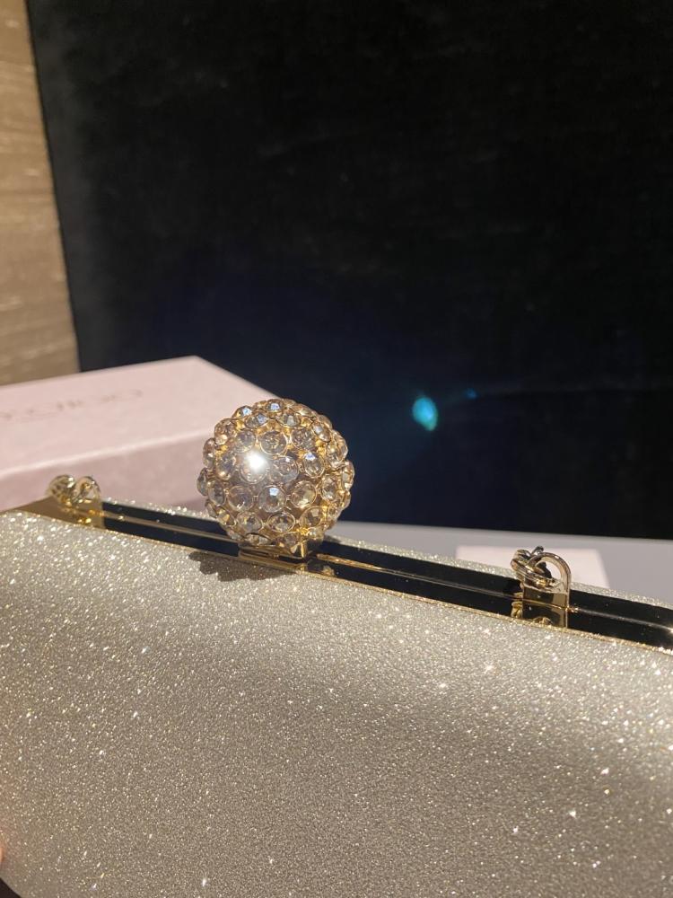 Jimmy Choo Cloud Crystal Clutch / حقيبة يد جيمي تشو كلاود كريستال