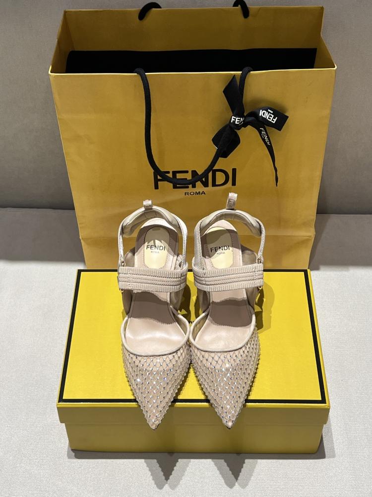 Fendi Colibrì slingback