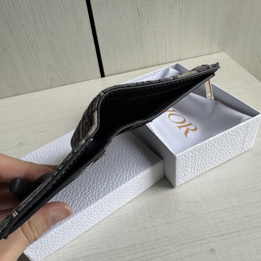 Dior Promenade Dahlia Wallet / محفظة ديور بروميناد داليا