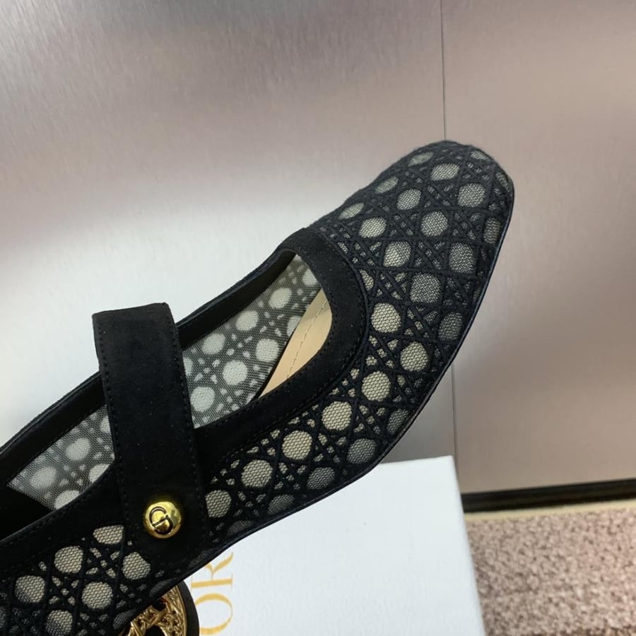 CD heels