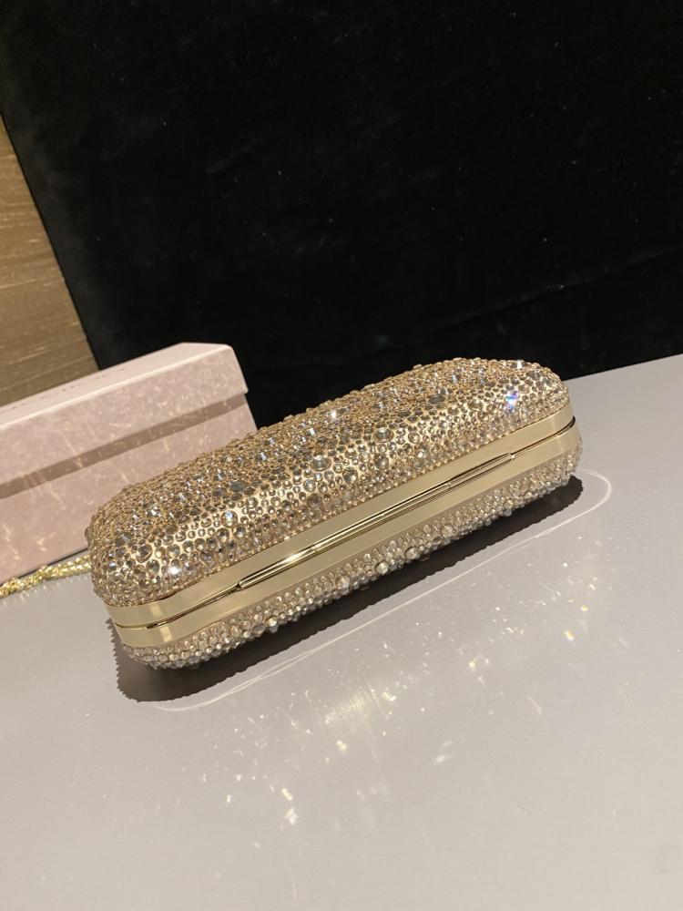 Jimmy Choo Cloud Crystal Clutch / حقيبة يد جيمي تشو كلاود كريستال
