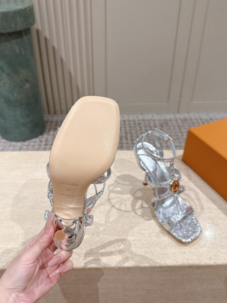 Louis Vuitton 6AM sandals / صندل لويس فويتون 6AM
