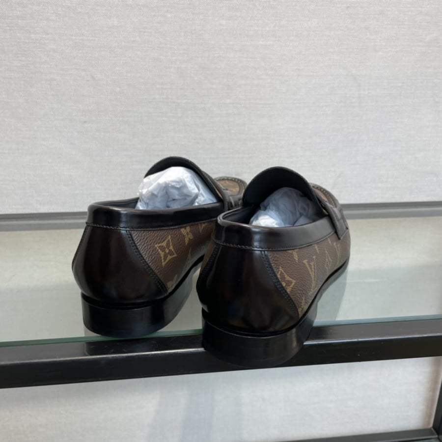 LV Loafer