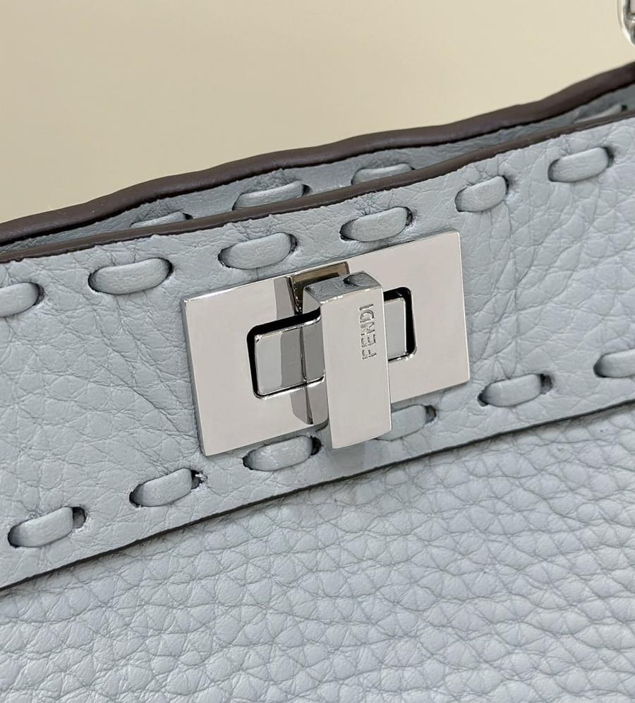 Fendi Peekaboo ISeeU / فندي بيكابو آي سي يو 20سم