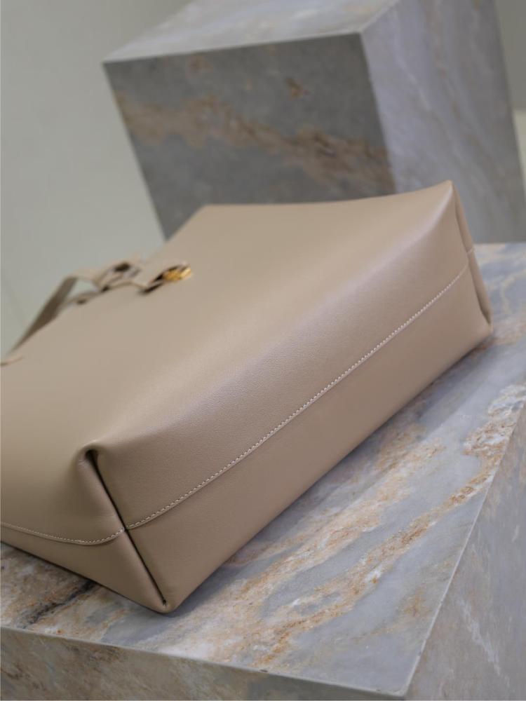 Saint Laurent Leather Tote Bag