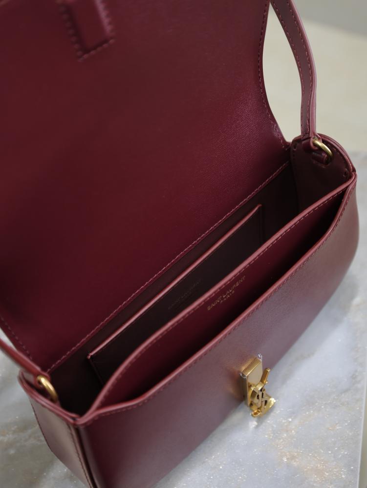 SAINT LAURENT - Voltaire Bag / حقيبة سان لوران - فولتير