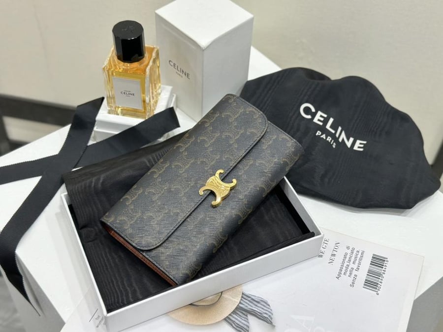 Celine Triomphe Leather Long Wallet