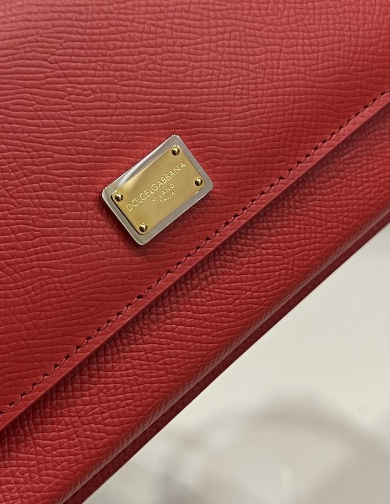 D&G Mini Wallet on Chain in Leather