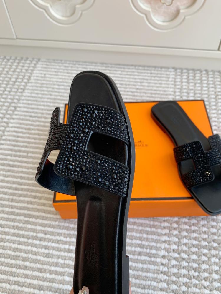 Hermes slippers
