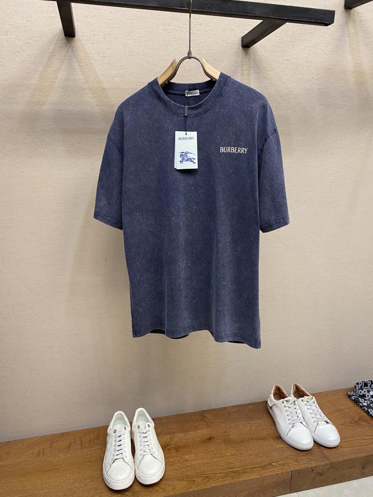 Burberry T-Shirt