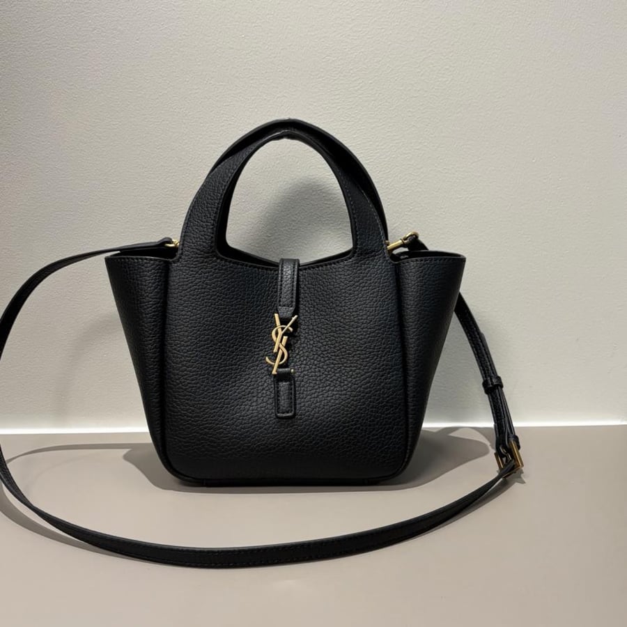 Saint Laurent Le 5 à 7 Baby Bea Bag / حقيبة سان لوران لو 5 إلى 7 بيبي بي