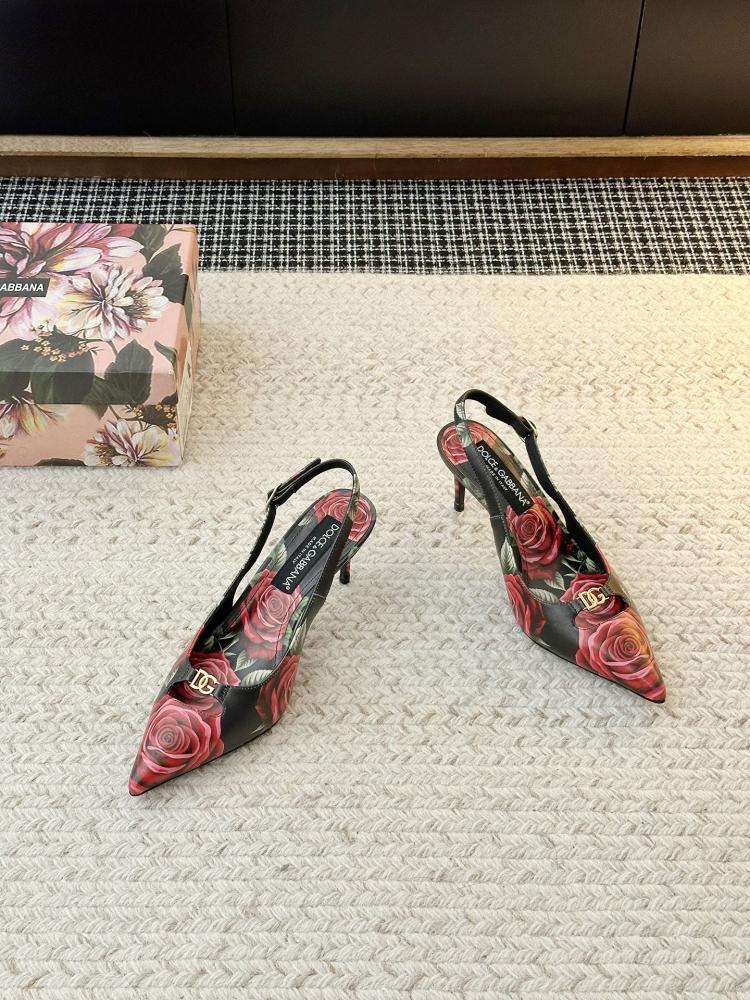Dolce & Gabbana rose-print calfskin slingback Heels - حذاء دولتشي آند غابانا مفتوح من الخلف مصنوع من جلد العجل بنقشة الورود
