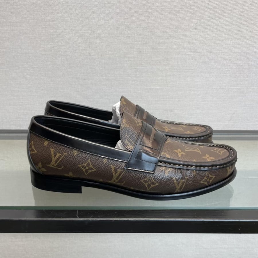 LV Loafer