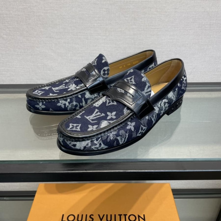 LV Loafer