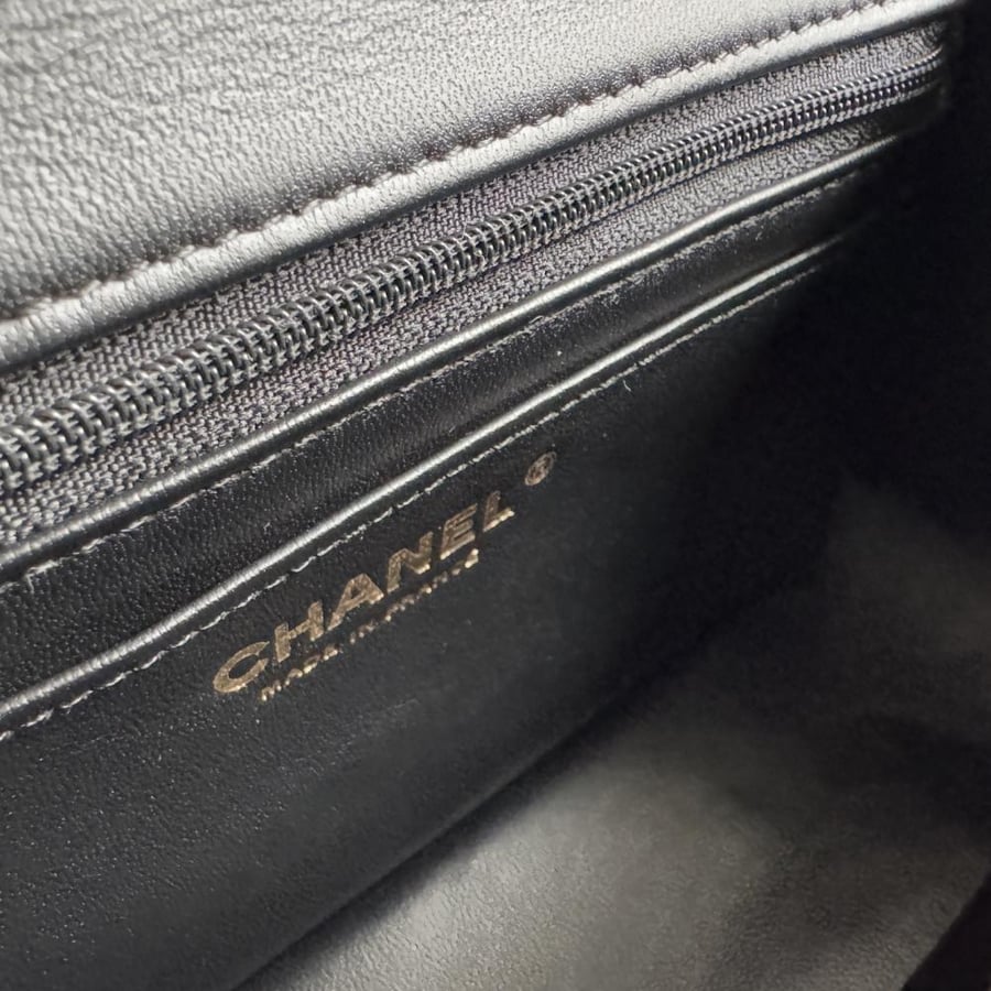 Chanel Bow Velvet Flap Shoulder Bag