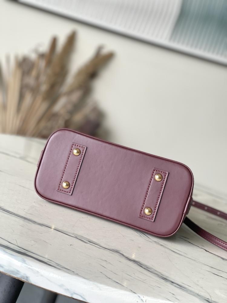 Louis Vuitton Alma BB | لويس فويتون ألما بي بي
