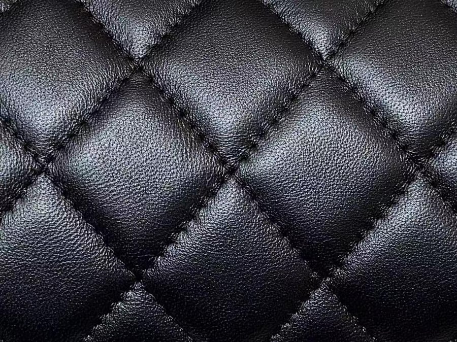 Chanel Matelasse Drum Mini Boston Bag Calfskin / حقيبة شانيل ميني بوسطن من جلد العجل