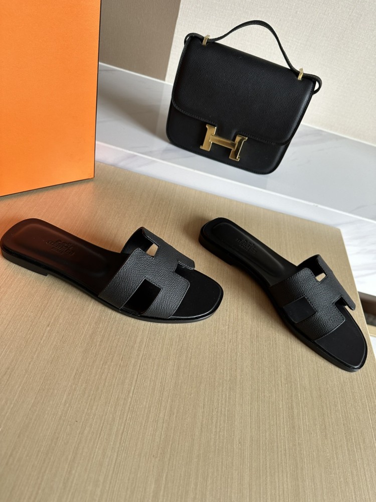 Hermes slippers