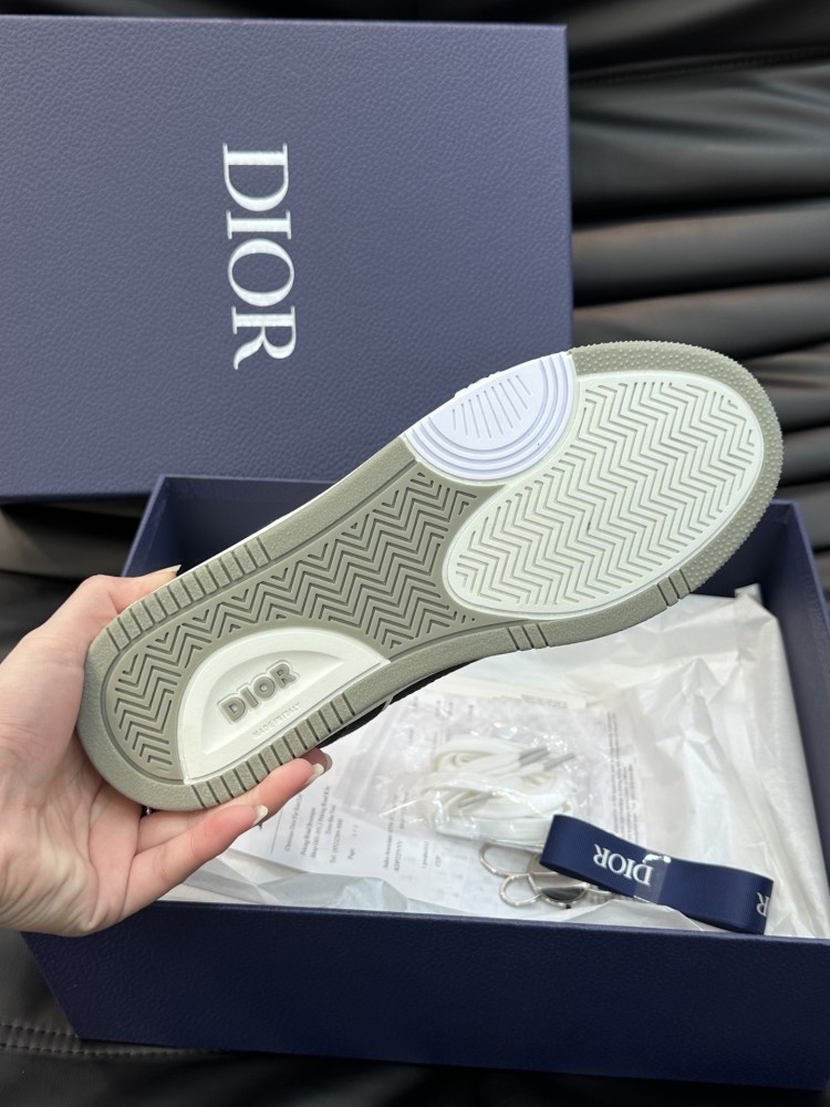 Dior Sneaker