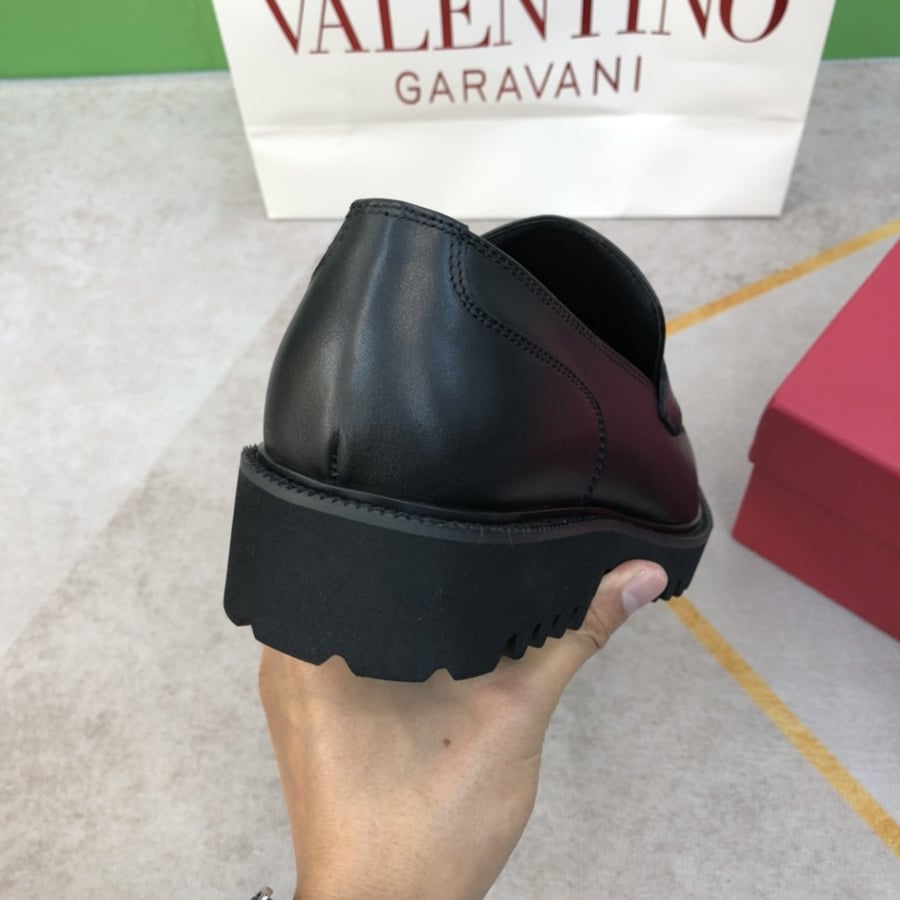 Valentino Loafer حذاء فالنتينو لوفر