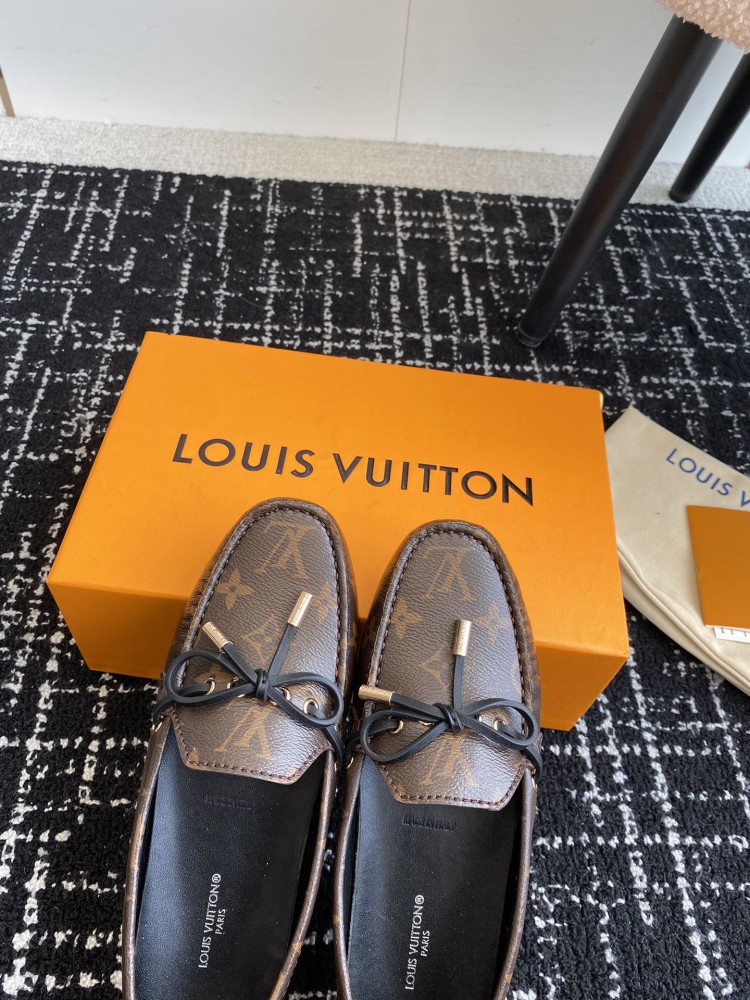 Lv loafers