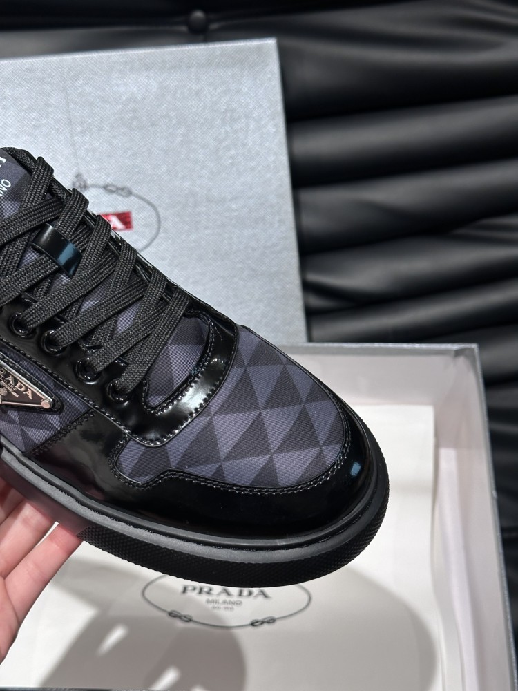 Prada Sneaker