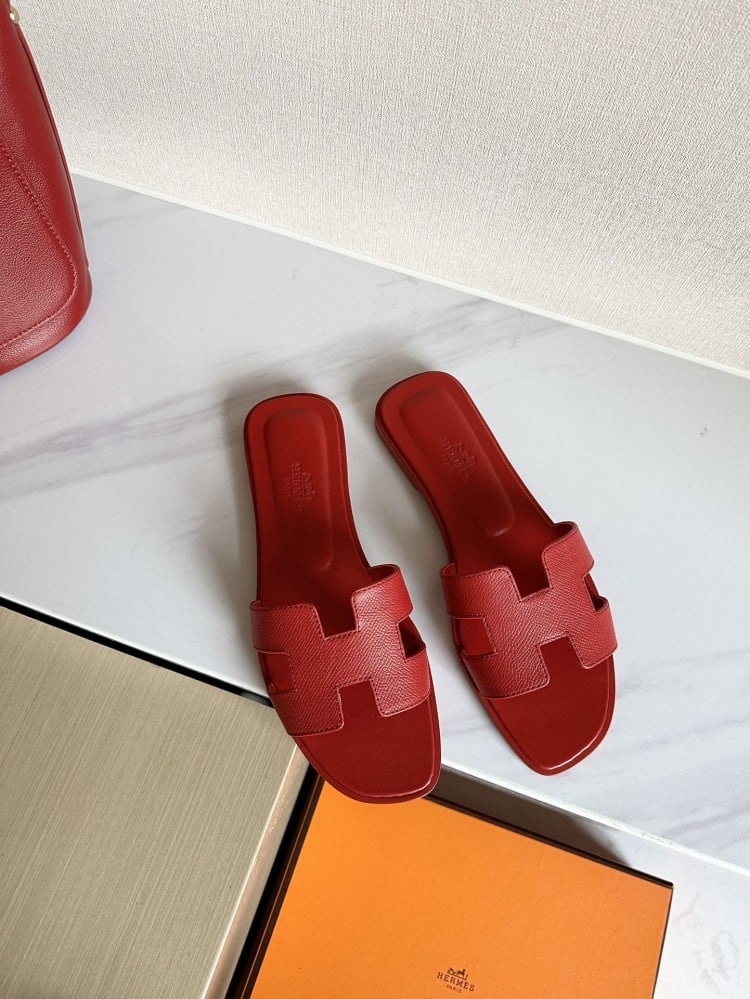 Hermes slippers