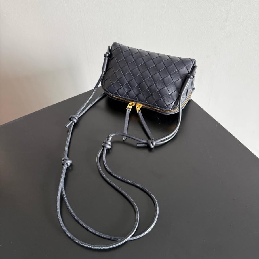 Mini bag كحلي