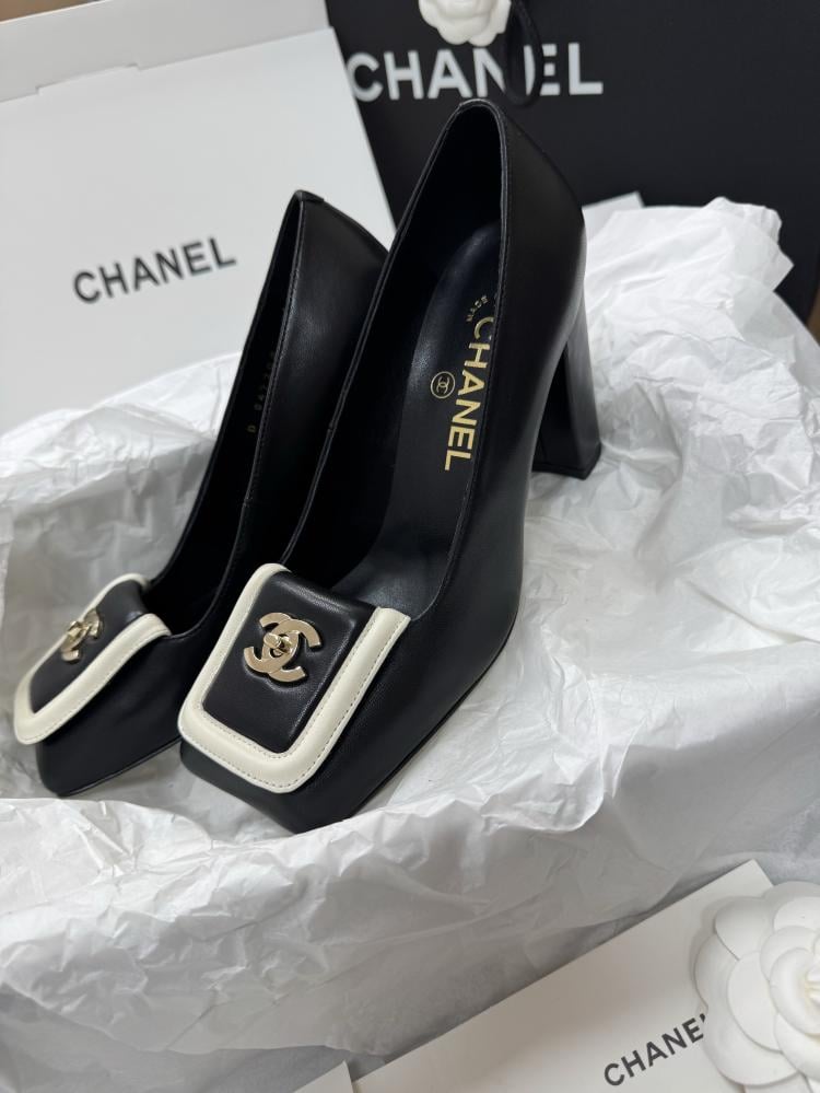 C sandal