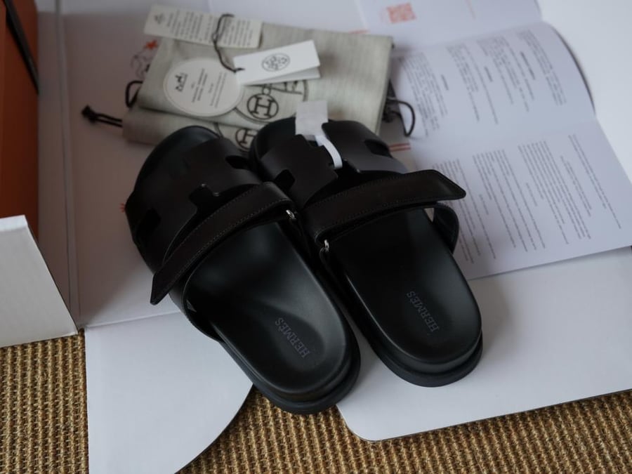 Sandal