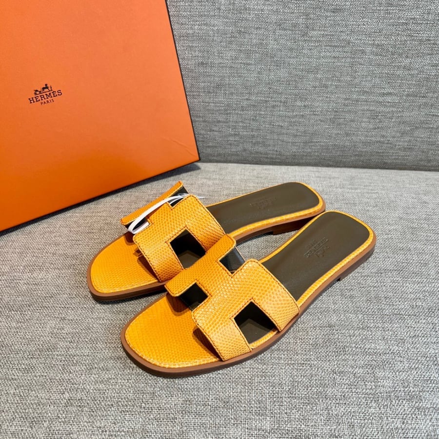 SANDAL