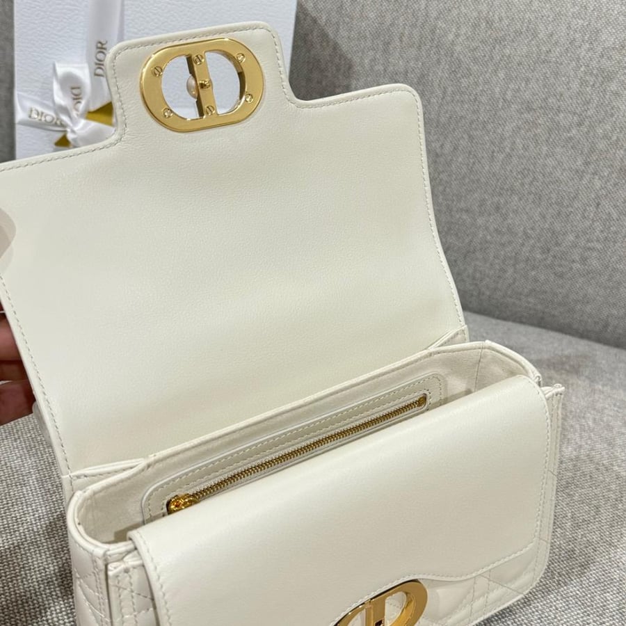 D BAG