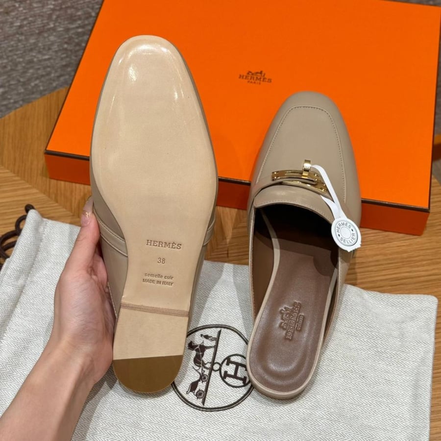 Sandal