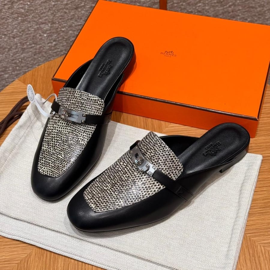 Sandal
