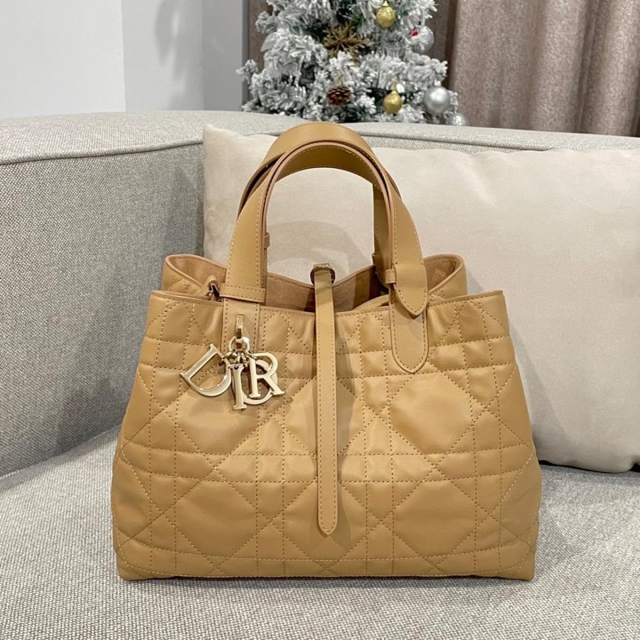 D BAG