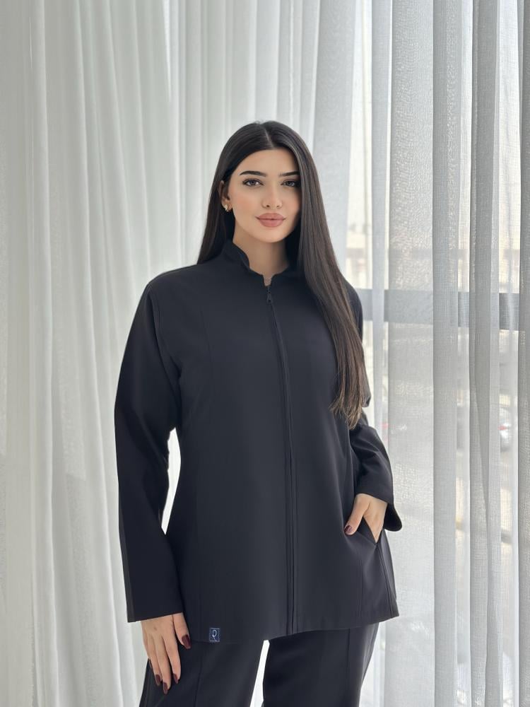 جاكت نسائي مع سكراب لون اسود